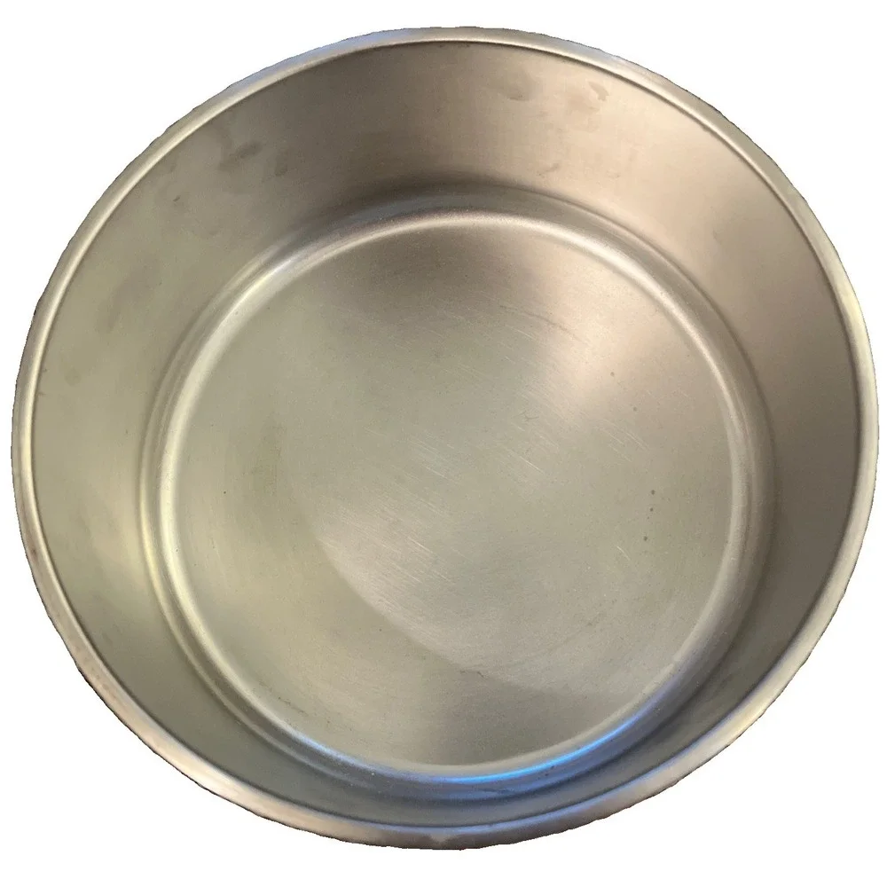 L.L. Bean Insulated Dog Bowl Extra Large Non Slip Base 64 oz Logo'd